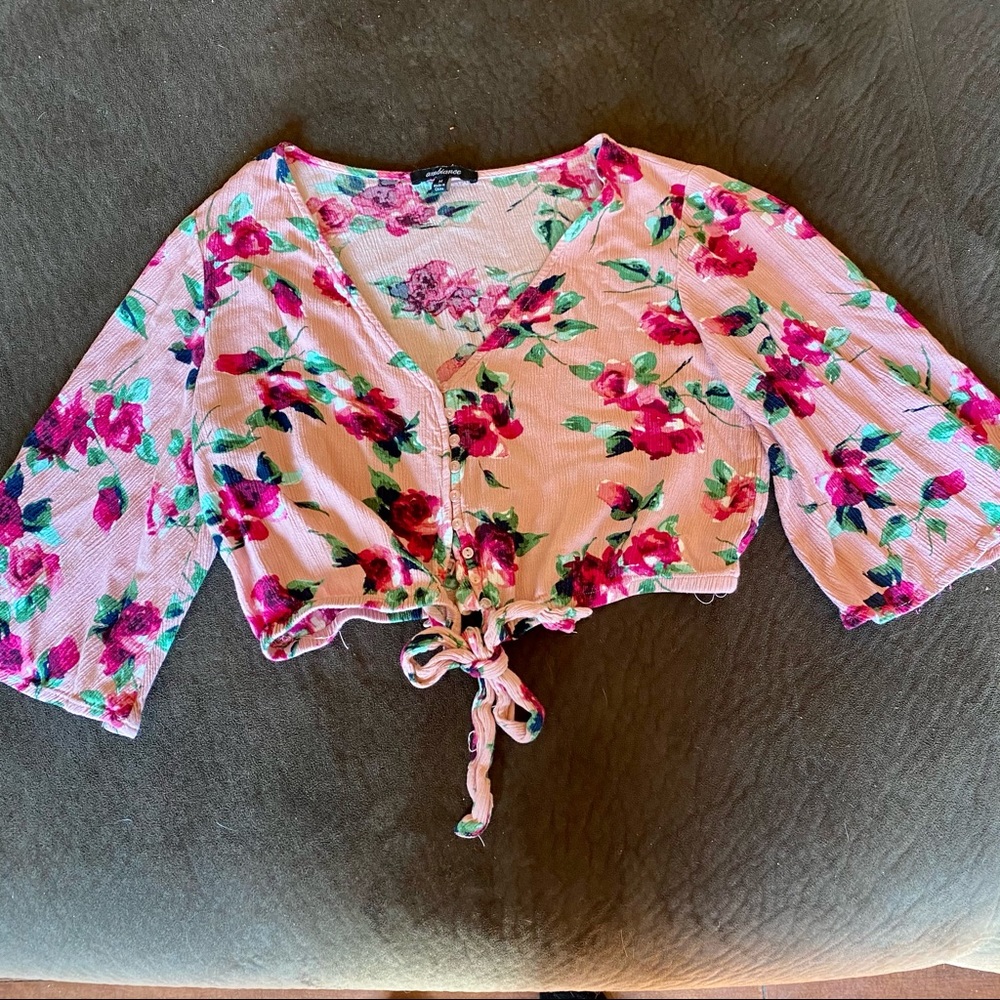 Ambiance pink floral summer crop top